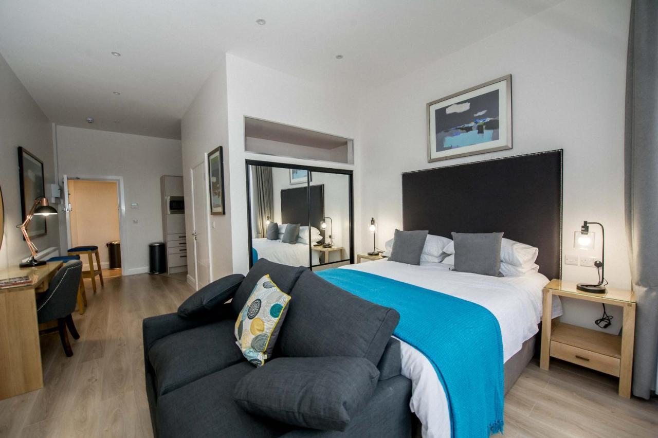 The James Suites Londonderry Eksteriør bilde