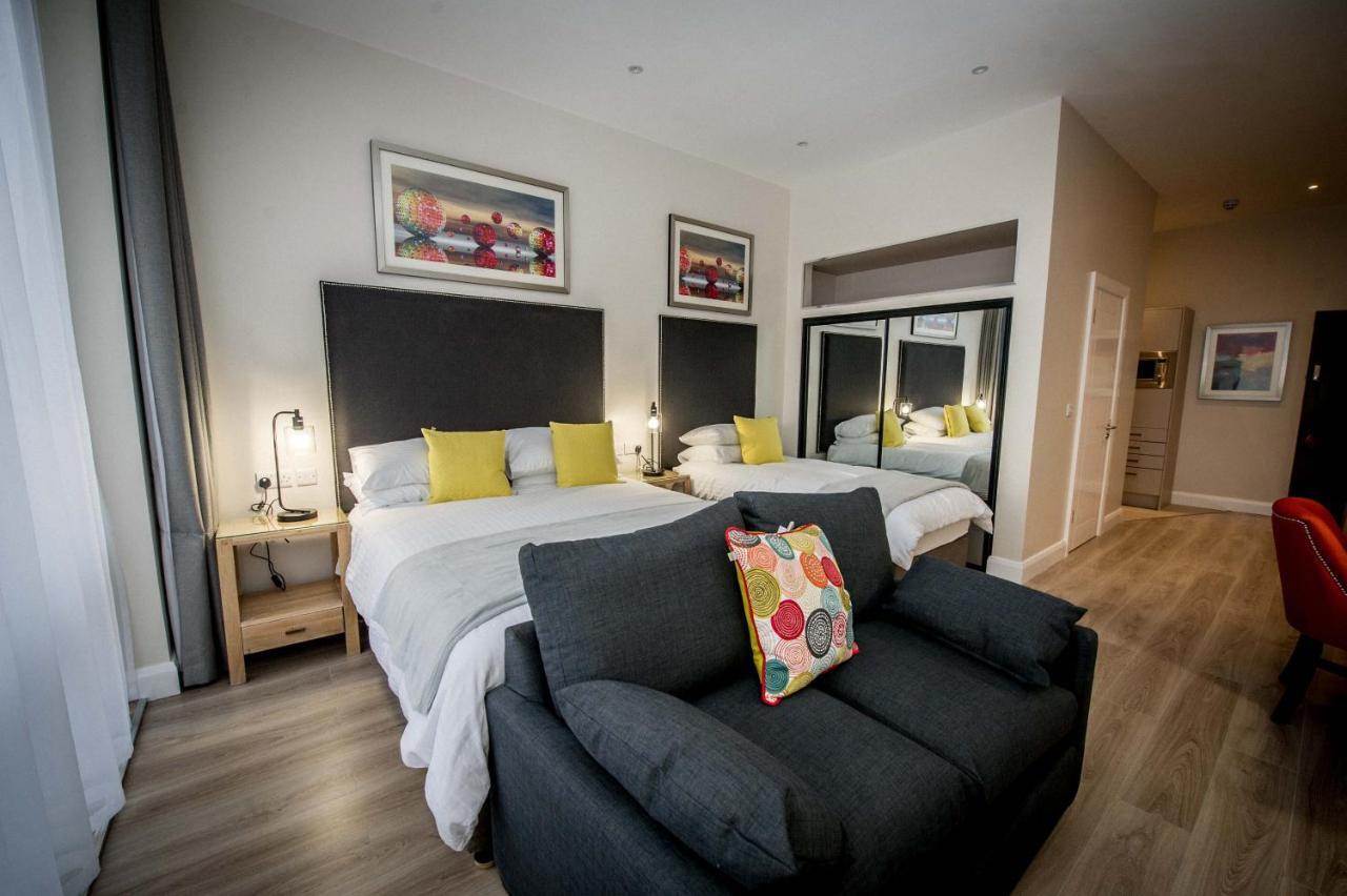 The James Suites Londonderry Eksteriør bilde