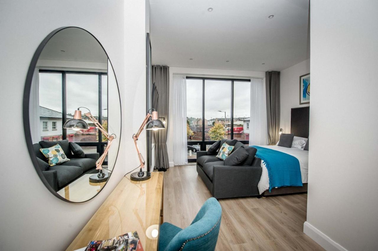 The James Suites Londonderry Eksteriør bilde