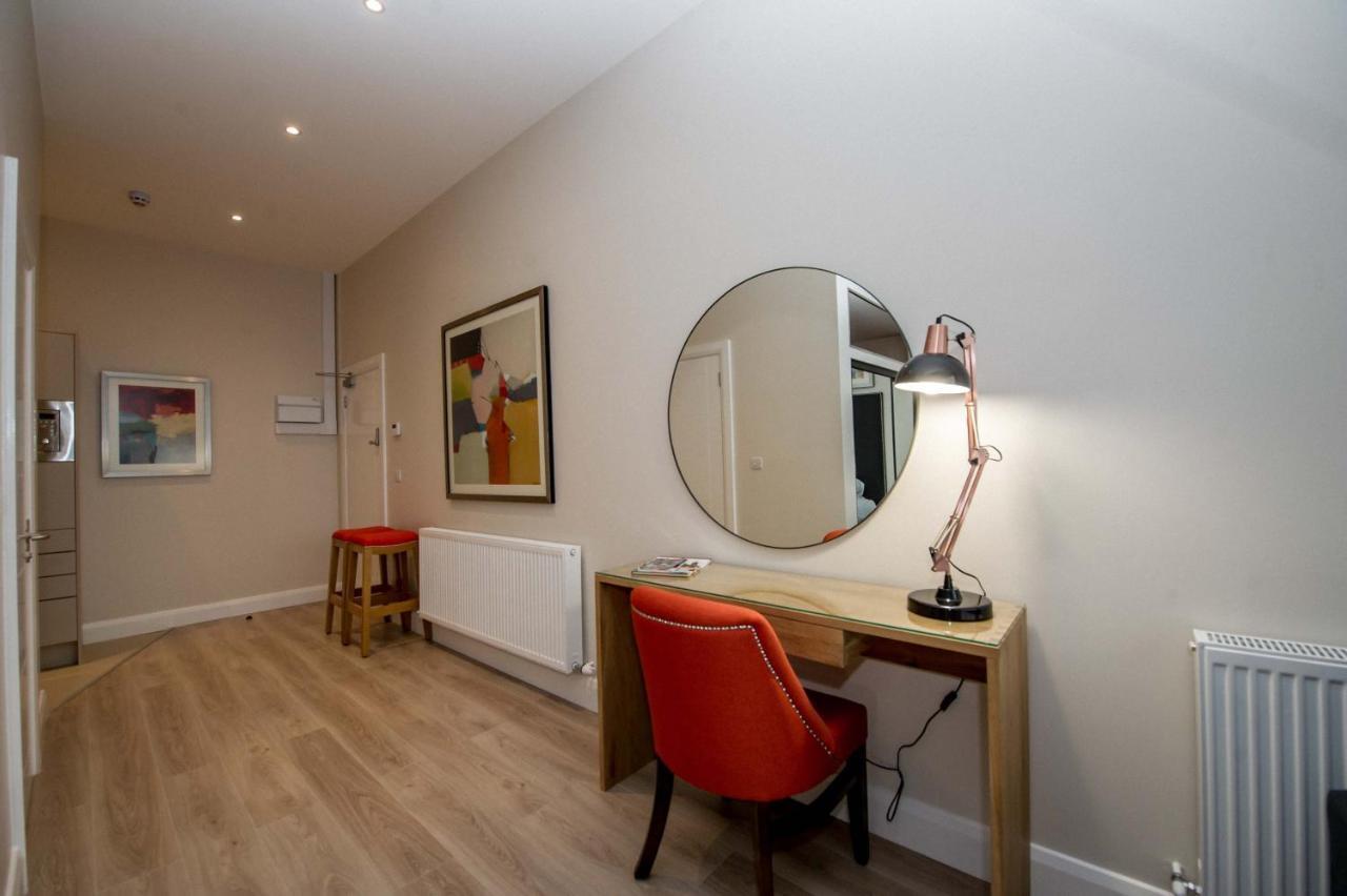 The James Suites Londonderry Eksteriør bilde