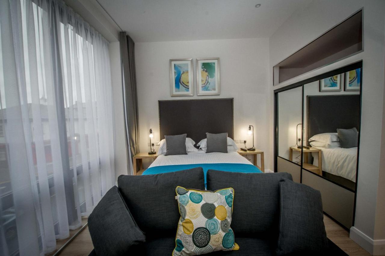 The James Suites Londonderry Eksteriør bilde